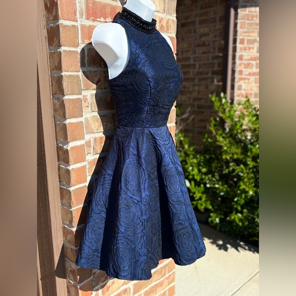 Sherri Hill Navy Blue Floral Dress size 4 - Picture 4 of 7